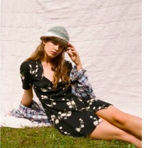 XS urban renewal mini dress